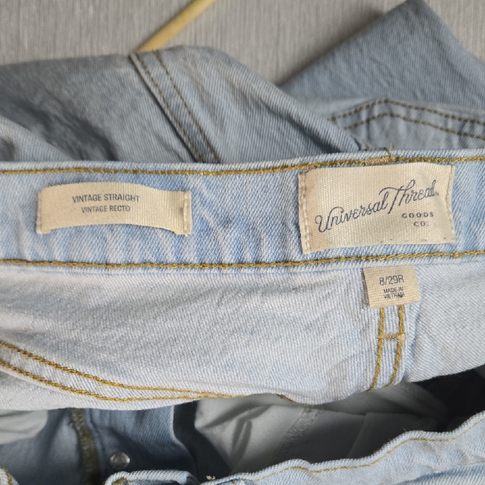 Universal Thread High Rise‎ Blue Jeans - Picture 11 of 15